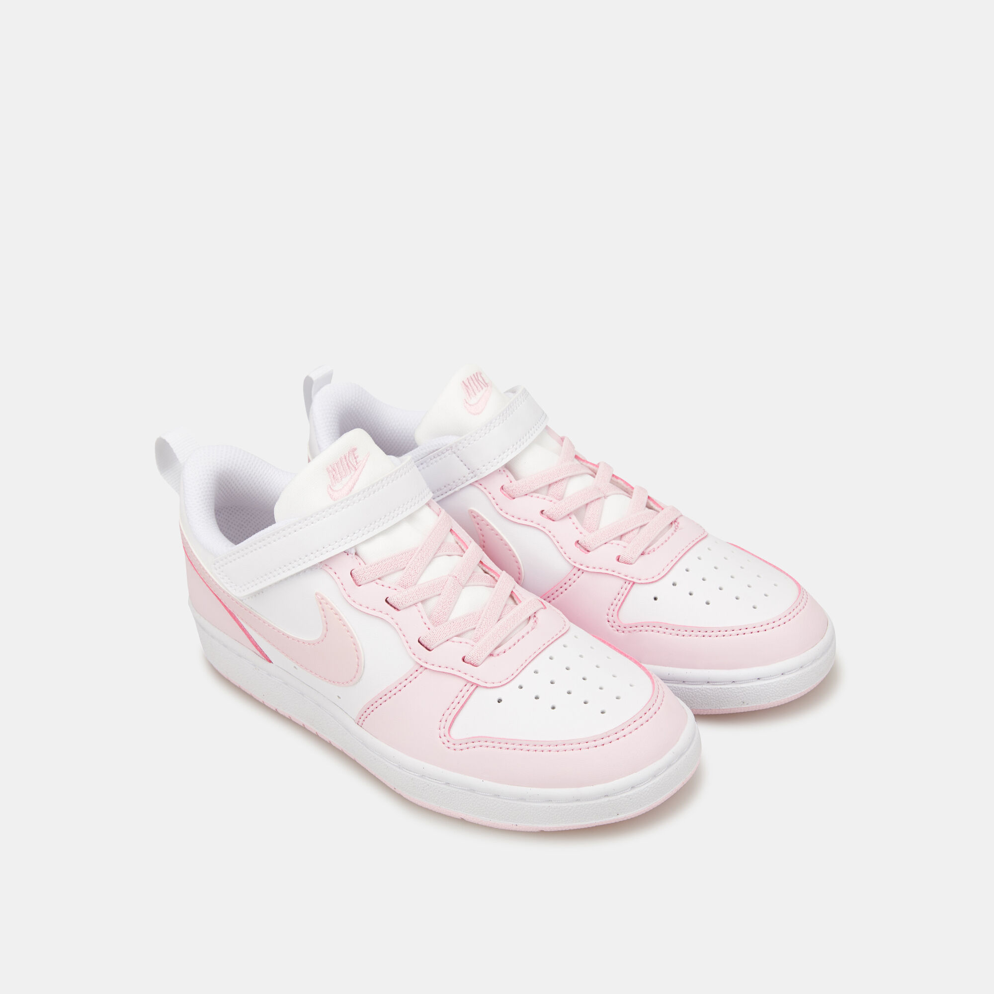 Nike kids shop pink shoes