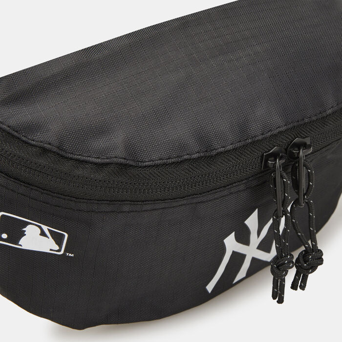 New Era Men's New York Yankees Mini Waist Pack Black New Era Men's New York Yankees Mini Waist Pack Black image number 3
