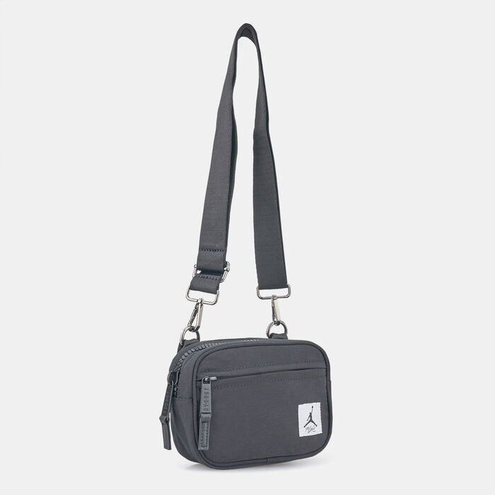 Jordan Women's Flight Mini Camera Bag (1L) Black Jordan Women's Flight Mini Camera Bag (1L) Black image number 2