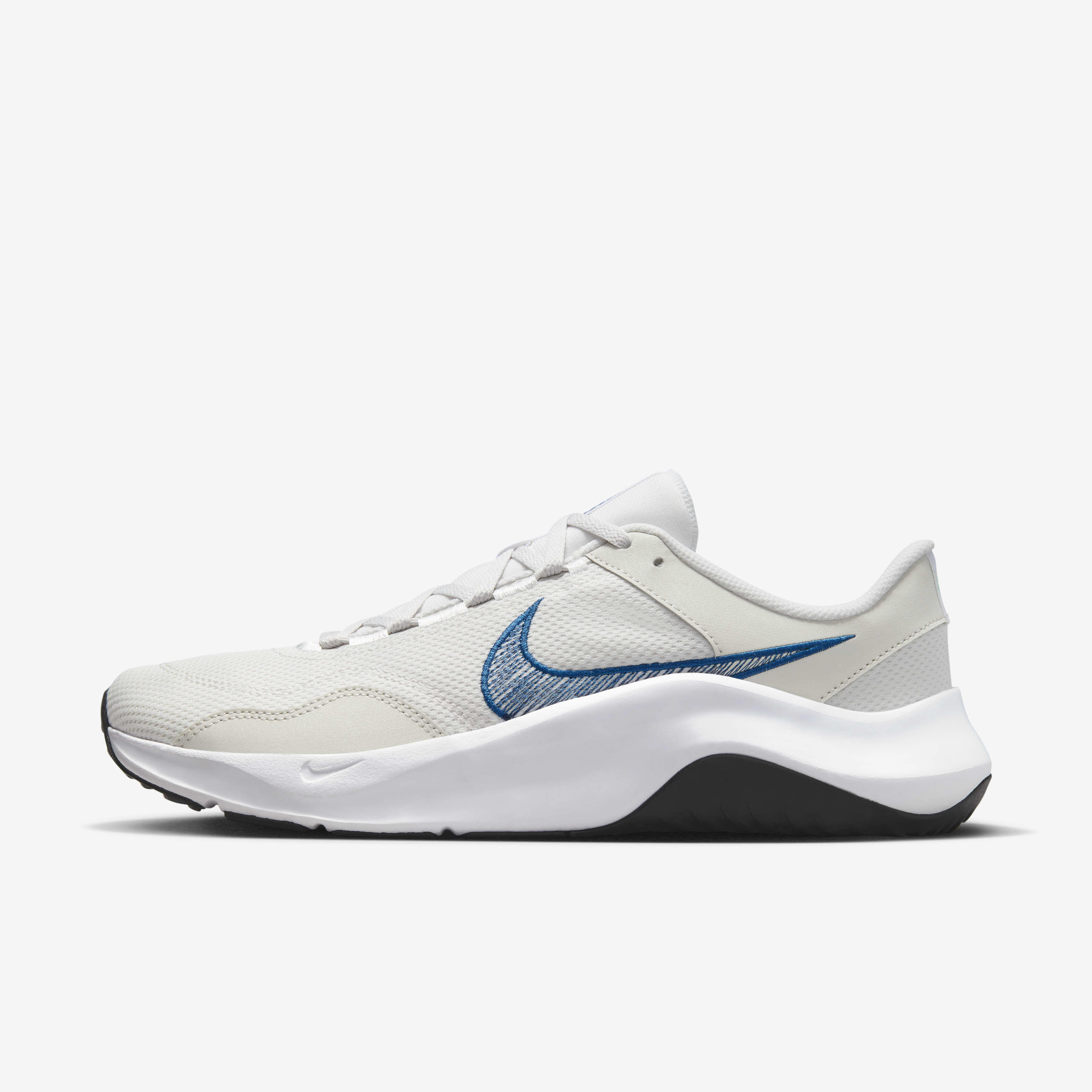 Nike m legend trainer 2025
