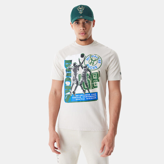New Era Men's NBA Milwaukee Bucks Player Graphic T-Shirt Beige New Era Men's NBA Milwaukee Bucks Player Graphic T-Shirt Beige image number 0