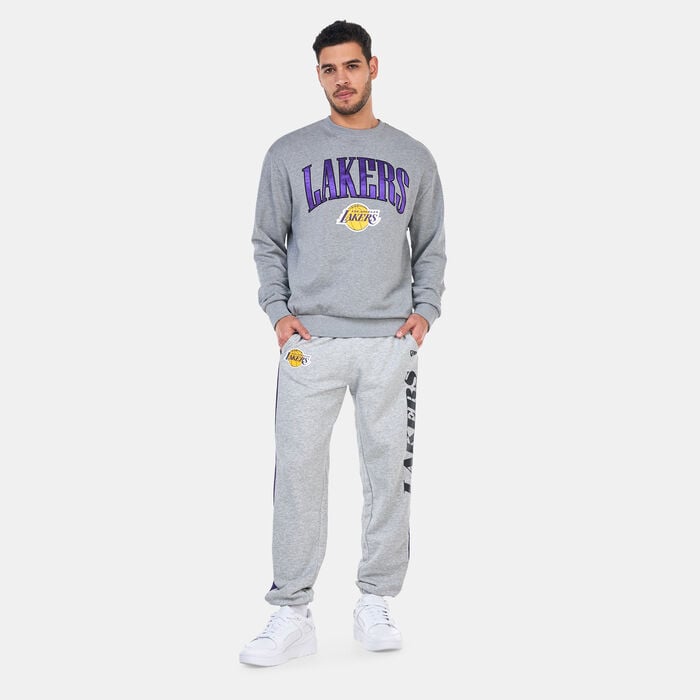New Era Men's NBA Los Angeles Lakers Arch Graphic Sweatshirt Grey New Era Men's NBA Los Angeles Lakers Arch Graphic Sweatshirt Grey image number 2