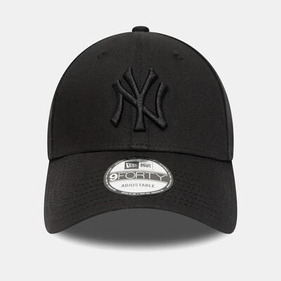 New Era Men's MLB Essential New York Yankees 9FORTY Cap Black New Era Men's MLB Essential New York Yankees 9FORTY Cap Black