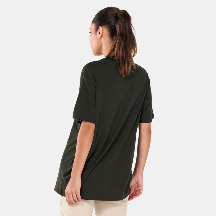 Nike Women's Sportswear Earth Day T-Shirt White Nike Women's Sportswear Earth Day T-Shirt White image number 1