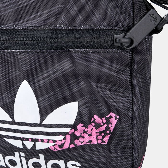 adidas Originals Rekive Festival Bag Multi-Color adidas Originals Rekive Festival Bag Multi-Color image number 3