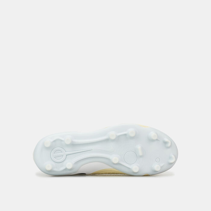 Nike Kids' Tiempo Legend 10 Academy Multi-Ground Football Shoe (Younger/Older Kids) Ivory image number 3
