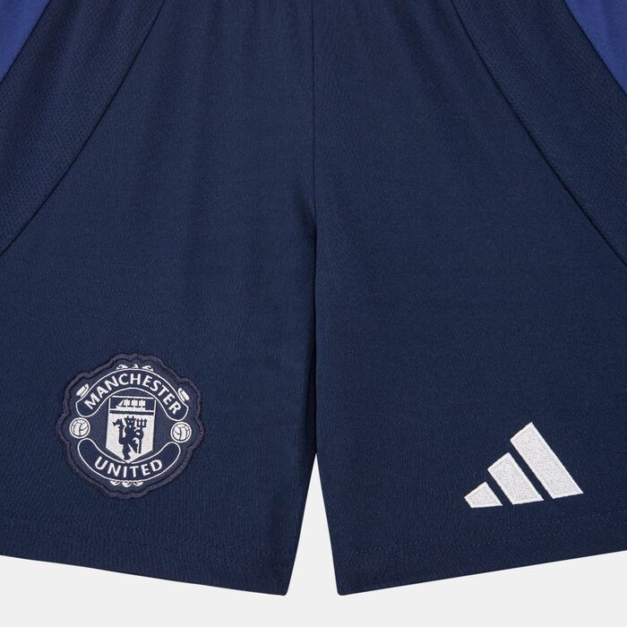 adidas Kids' Manchester United 24/25 Away Replica Football Shorts Blue adidas Kids' Manchester United 24/25 Away Replica Football Shorts Blue image number 2