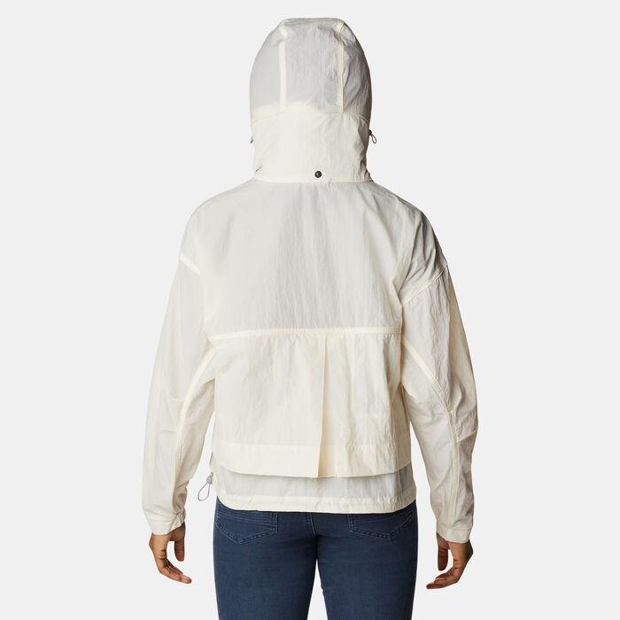 Columbia Women's Paracutie™ Windbreaker Jacket Beige Columbia Women's Paracutie™ Windbreaker Jacket Beige image number 1