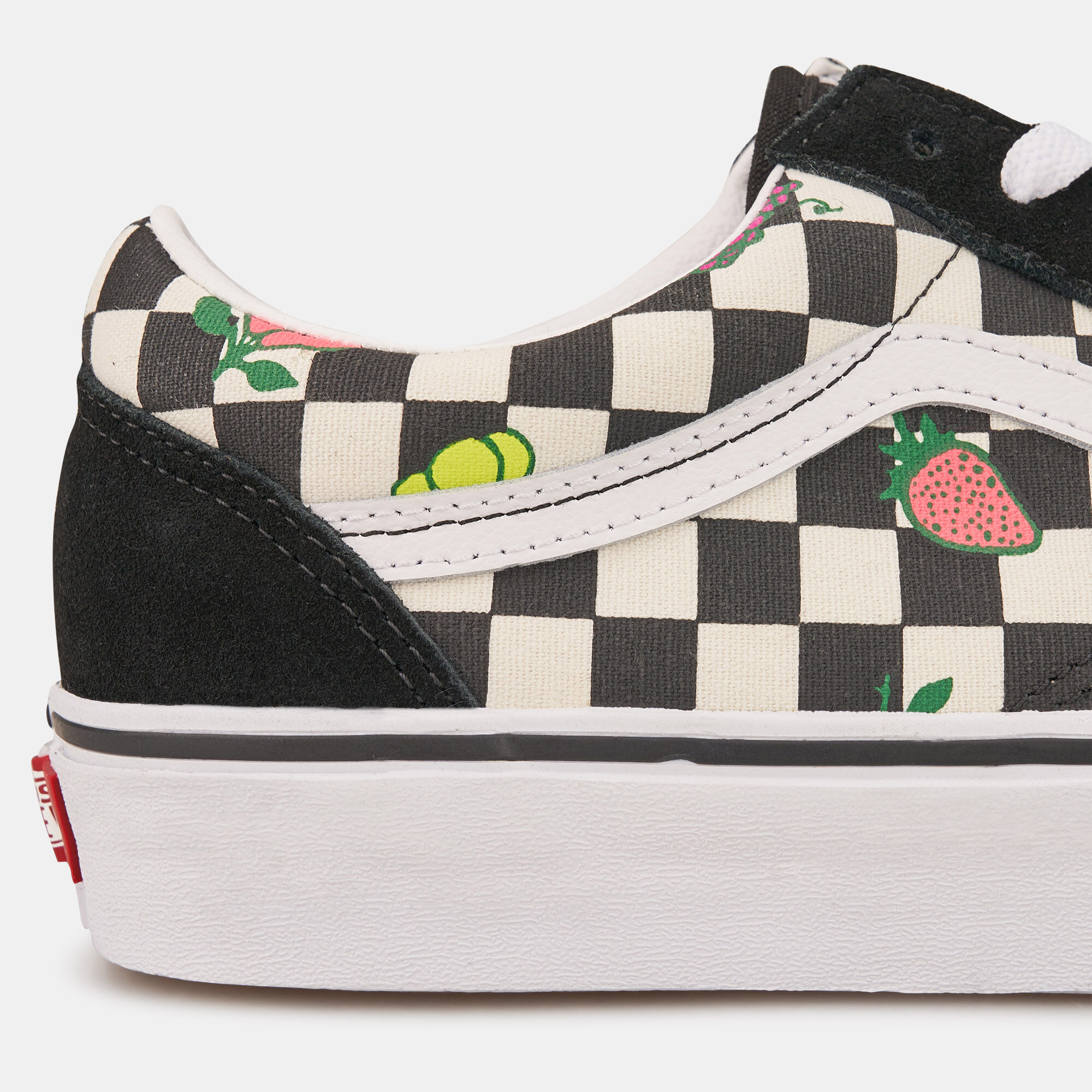 Vans old skool deals cherry checker