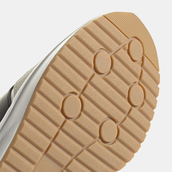 adidas Men's Run 72 Shoes White image number 4