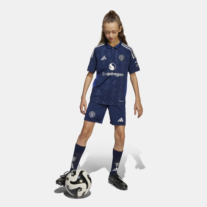 adidas Kids' Manchester United 24/25 Away Replica Football Jersey Blue adidas Kids' Manchester United 24/25 Away Replica Football Jersey Blue image number 2