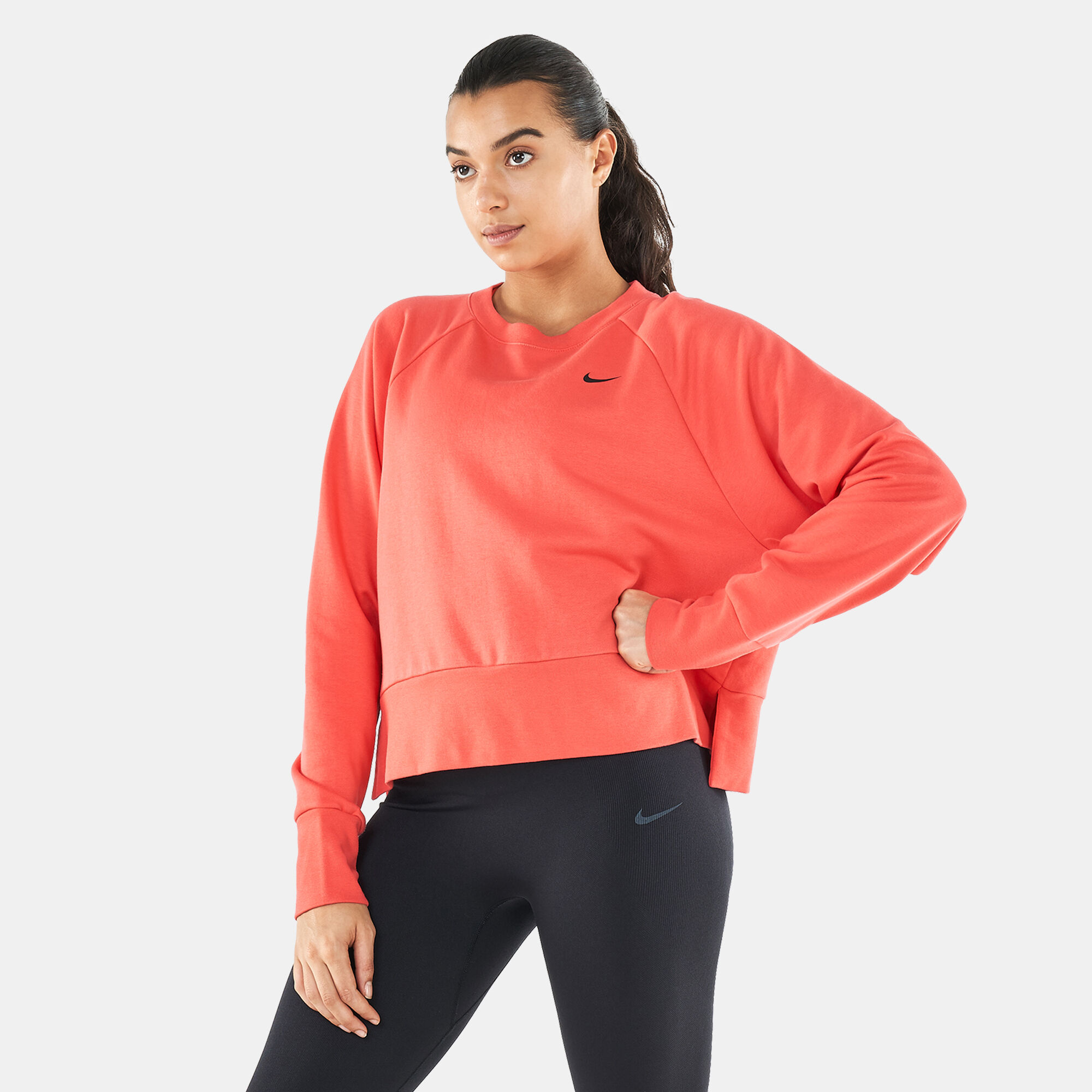 Nike versa graphic top sale