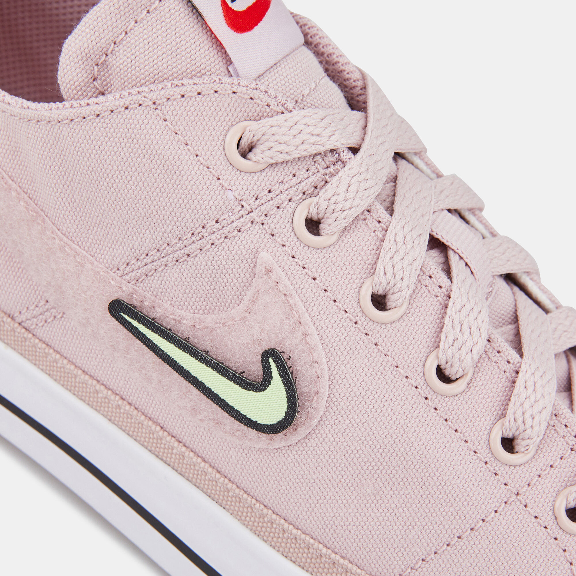 Nike court online royale vday