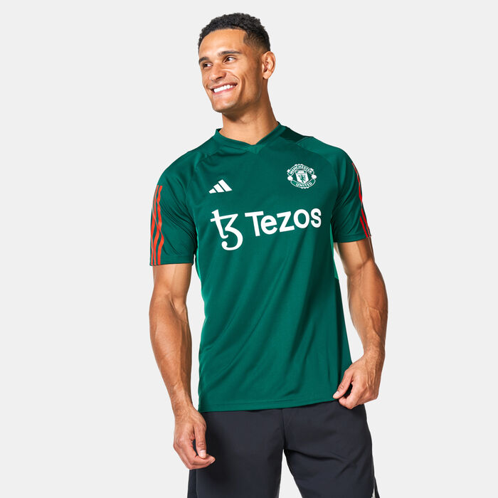 adidas Men's Manchester United Tiro 23 Training Football Jersey Green adidas Men's Manchester United Tiro 23 Training Football Jersey Green image number 0