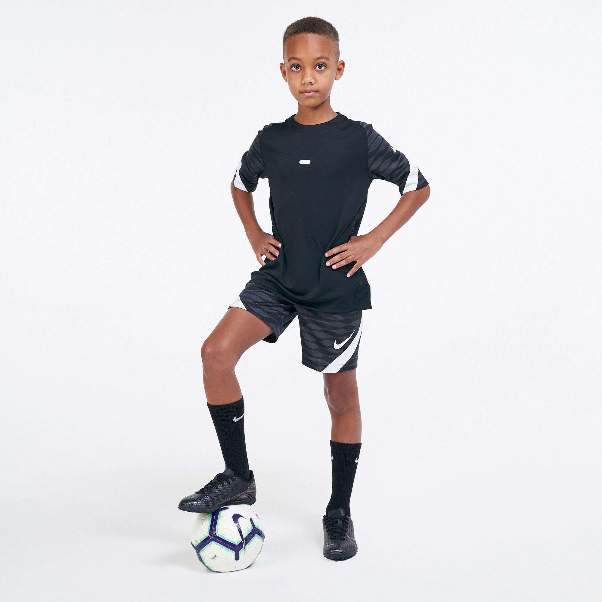 Kids Strike 21 Football Shorts Older Kids