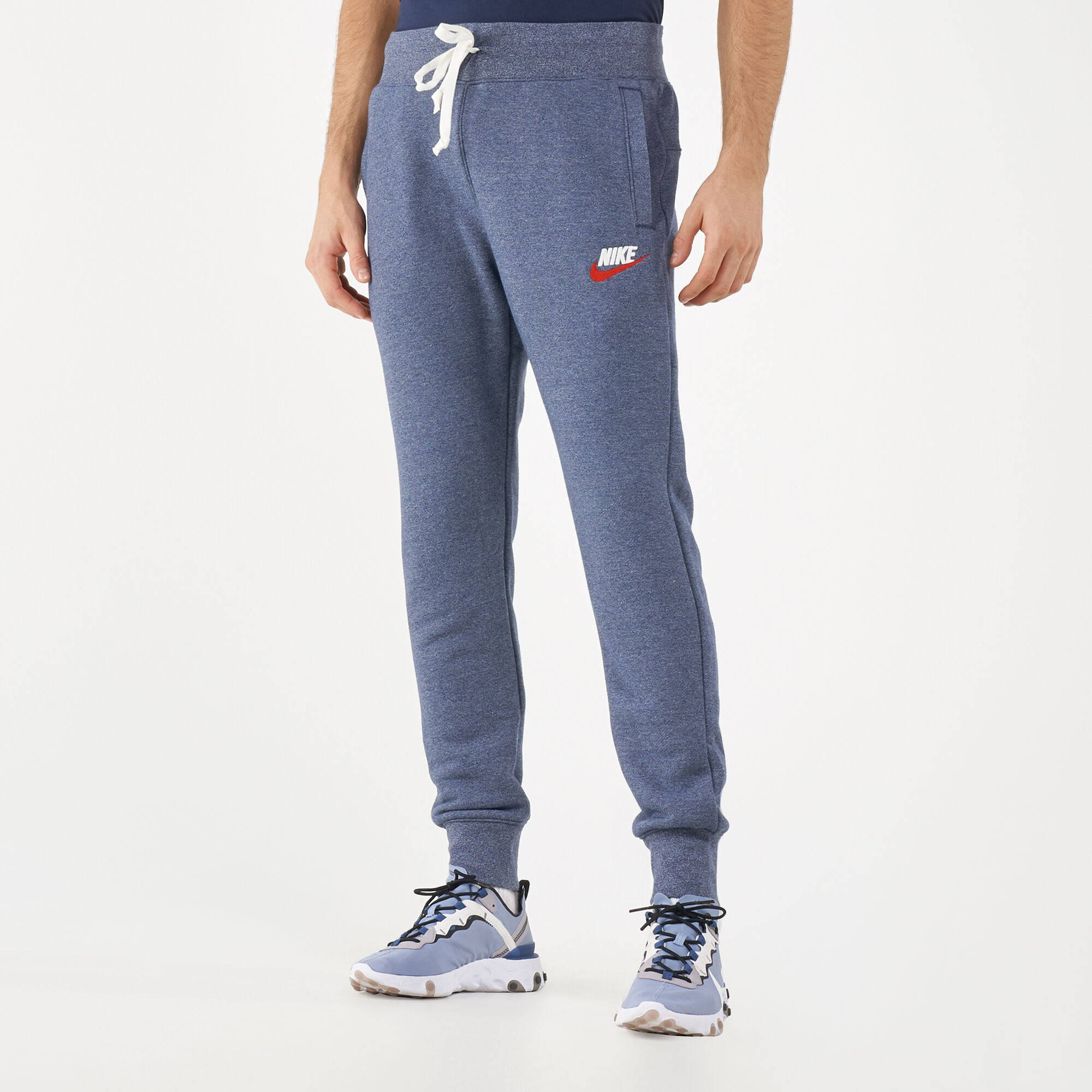 Nike Men s Sportswear Heritage Joggers in KSA SSS