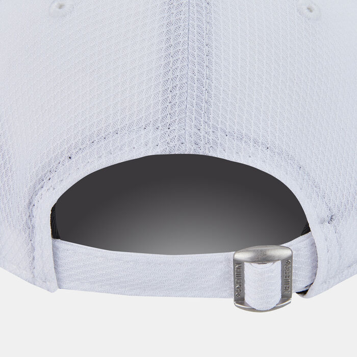New Era Men's New York Yankees Diamond Era Essential 9FORTY Cap White New Era Men's New York Yankees Diamond Era Essential 9FORTY Cap White image number 1