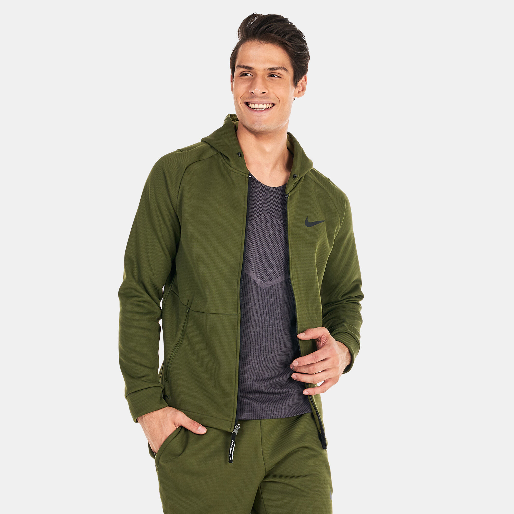 Nike therma sphere men's training jacket discount