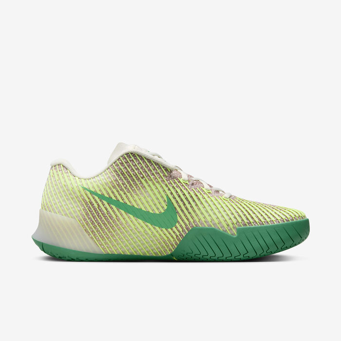 Nike Men's Court Air Zoom Vapor 11 Premium Hard Court Tennis Shoes Ivory Nike Men's Court Air Zoom Vapor 11 Premium Hard Court Tennis Shoes Ivory image number 2