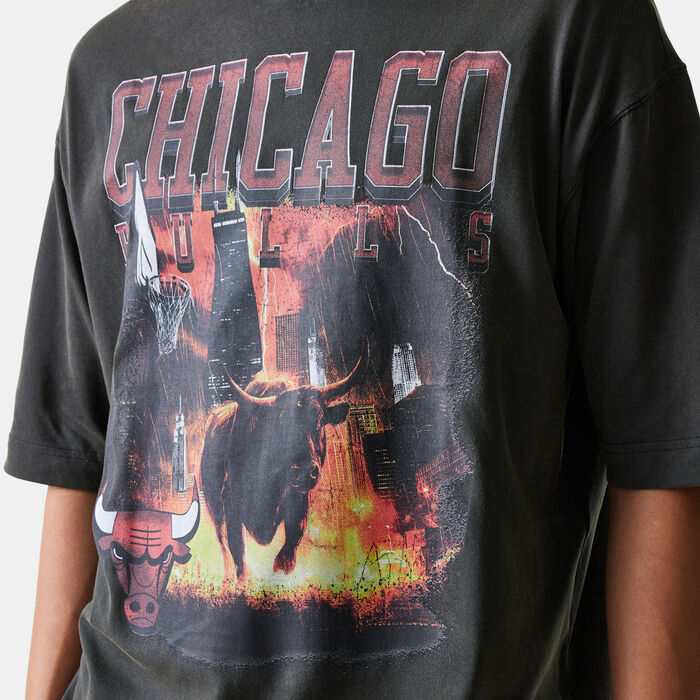 New Era Men's NBA Chicago Bulls Graphic T-Shirt Grey New Era Men's NBA Chicago Bulls Graphic T-Shirt Grey image number 2