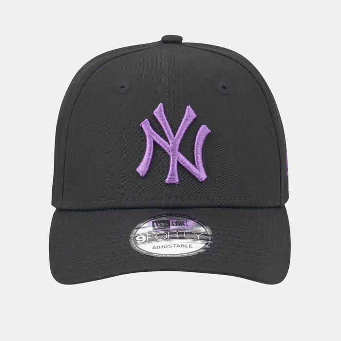 New Era Men's League Essentials 9FORTY New York Yankees Cap Black New Era Men's League Essentials 9FORTY New York Yankees Cap Black image number 0