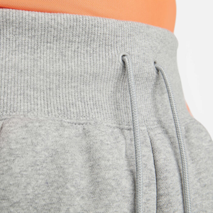 Nike Women's Sportswear Phoenix Fleece High-Waisted Shorts Grey image number 4