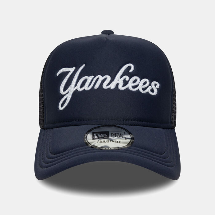 New Era Men's MLB New York Yankees Trucker Cap Blue New Era Men's MLB New York Yankees Trucker Cap Blue image number 0