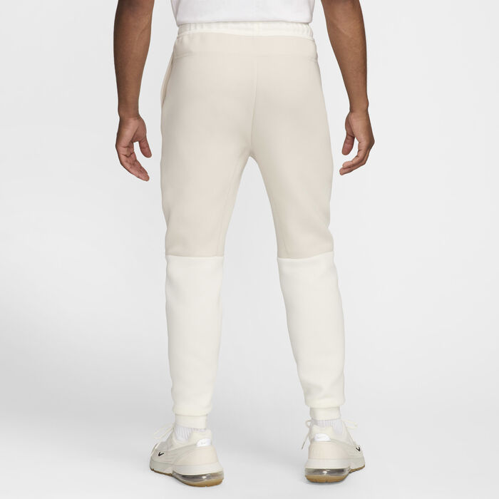 Nike Men's Sportswear Tech Fleece Joggers Ivory image number 1