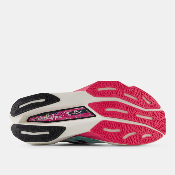 New Balance Women's NYC Marathon FuelCell SuperComp Elite v4 Running Shoes Multi-Color New Balance Women's NYC Marathon FuelCell SuperComp Elite v4 Running Shoes Multi-Color image number 3