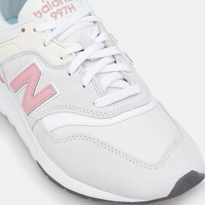 New Balance Women's 997H Shoe Grey New Balance Women's 997H Shoe Grey image number 4