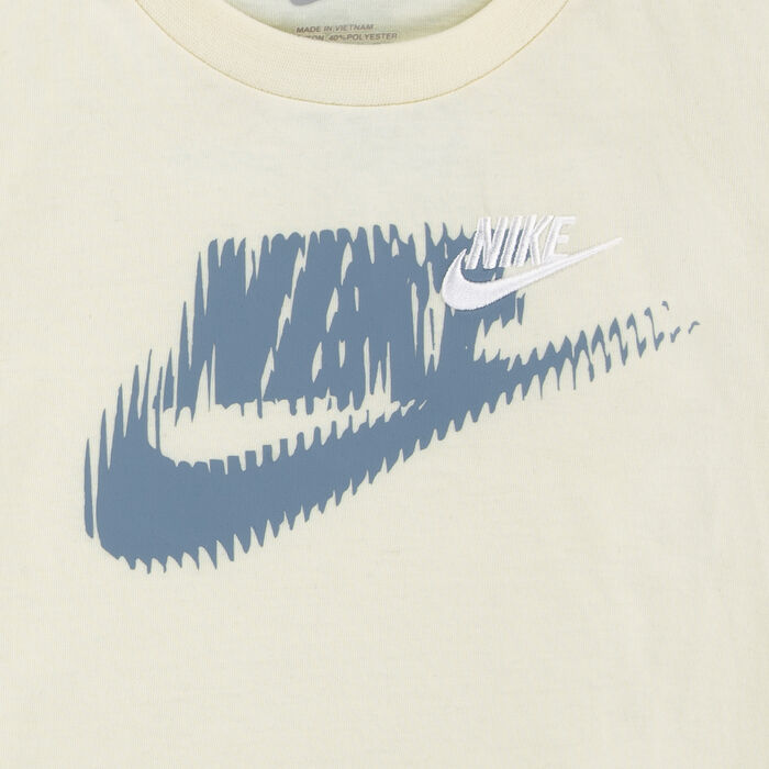 Nike Kids' Club Brand Energy T-Shirt and Shorts yellow Nike Kids' Club Brand Energy T-Shirt and Shorts yellow image number 2