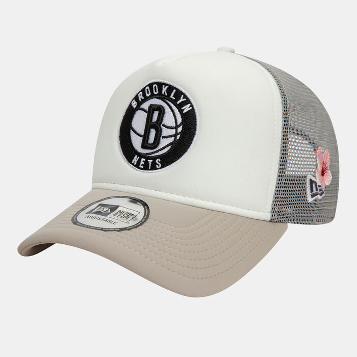 New Era Men's NBA Brooklyn Nets Flower 9FORTY Trucker Cap Grey New Era Men's NBA Brooklyn Nets Flower 9FORTY Trucker Cap Grey image number 3
