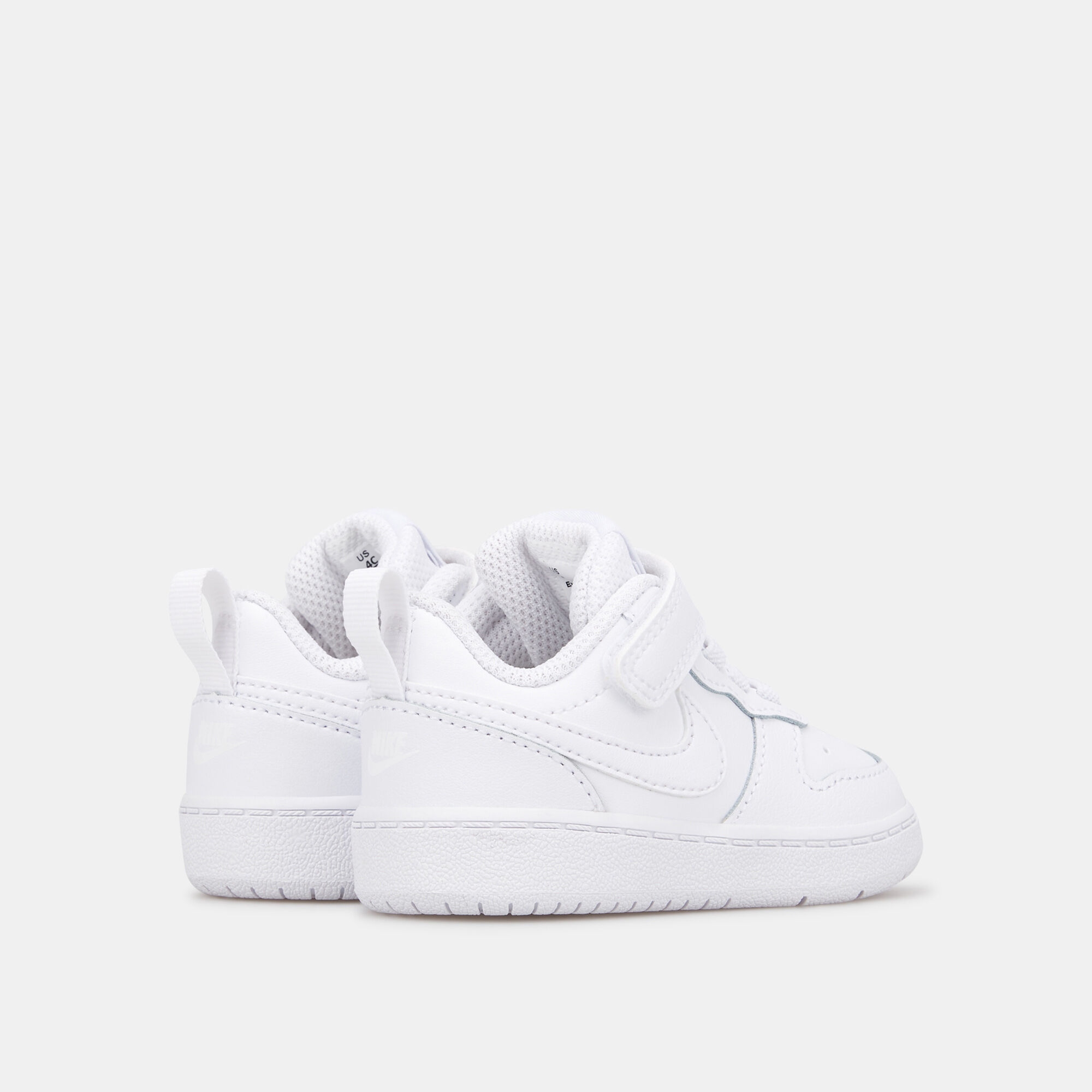 Nike court hotsell borough low velcro