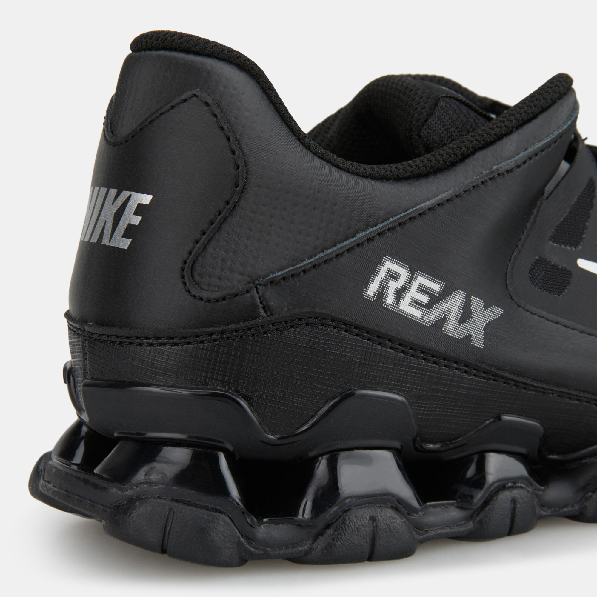 Nike reax 8 tr outlet sn84
