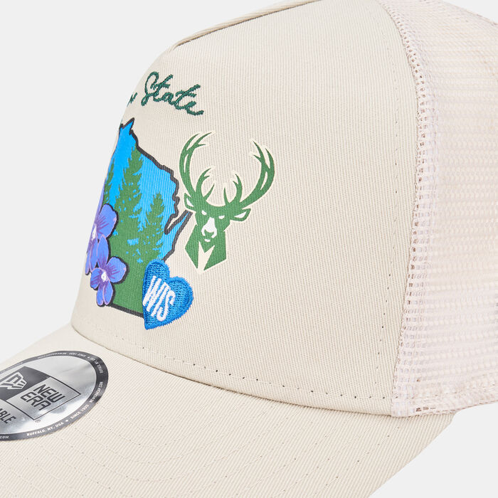 New Era Men's NBA Milwaukee Bucks Logo Trucker Cap Beige New Era Men's NBA Milwaukee Bucks Logo Trucker Cap Beige image number 2