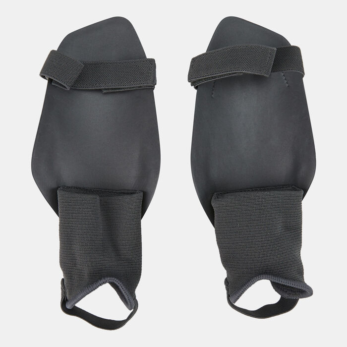 Kids' Charge Football Shin Guard Kids' Charge Football Shin Guard image number 1