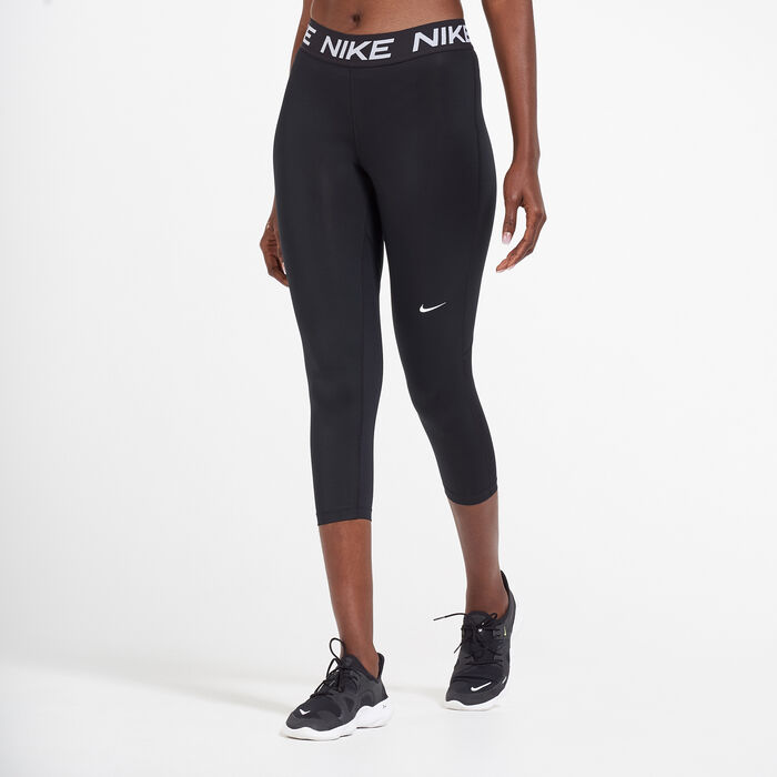 Buy Nike Women's Victory Capri Leggings Black in KSA -SSS