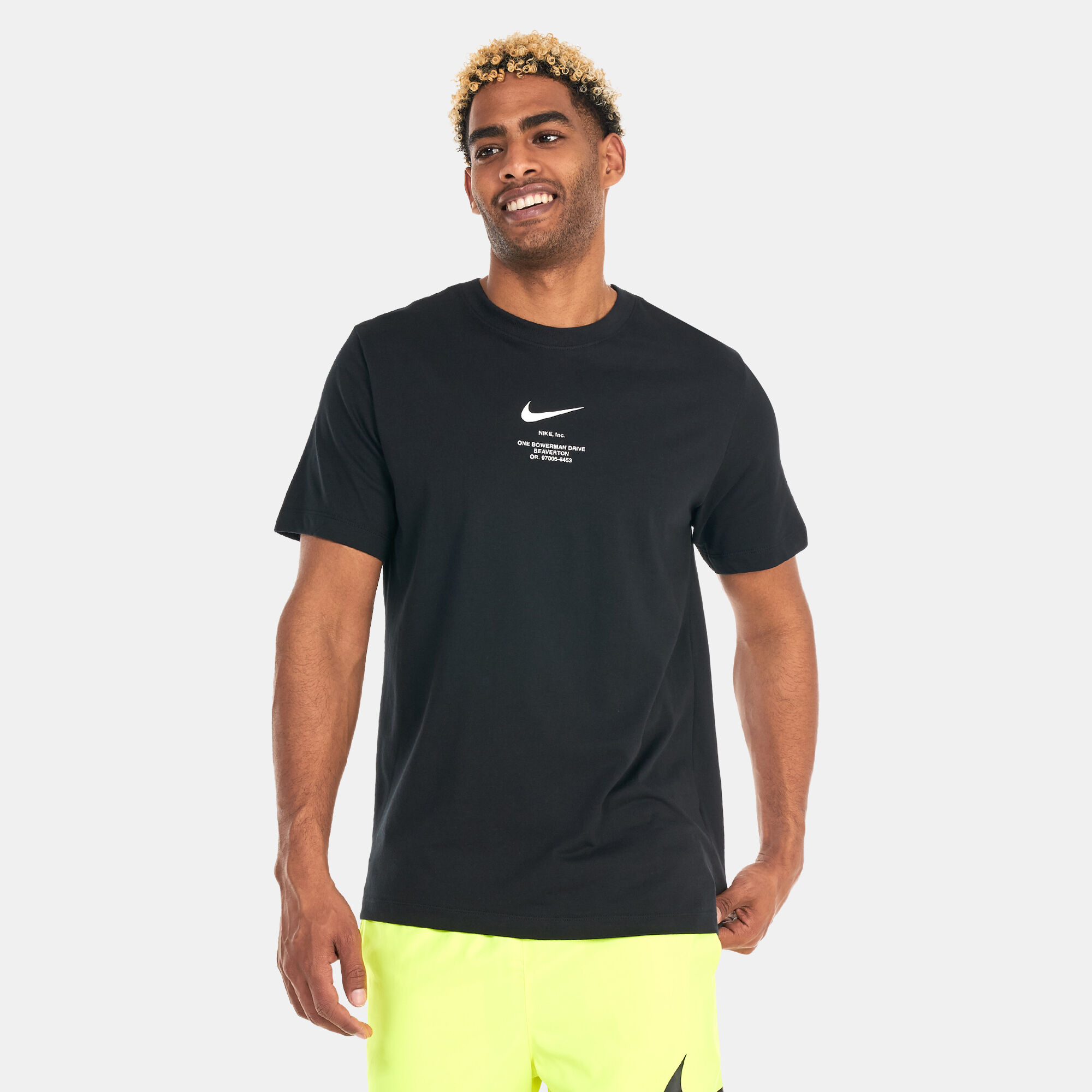 【全商品オープニング価格 特別価格】 Sportswear Men's Nike Shop Big Online Black T-Shirt Swoosh XLサイズ以上