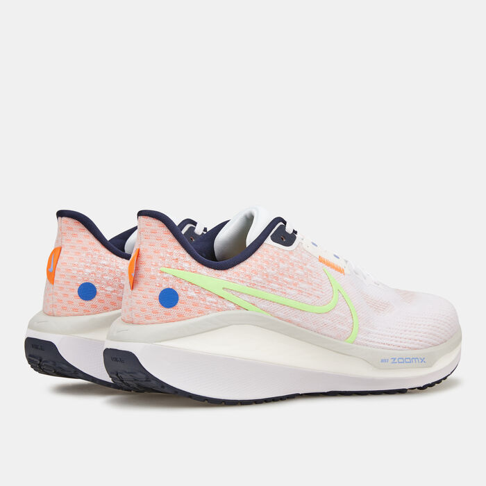 Nike Women's Vomero 17 Road Running Shoes White Nike Women's Vomero 17 Road Running Shoes White image number 3