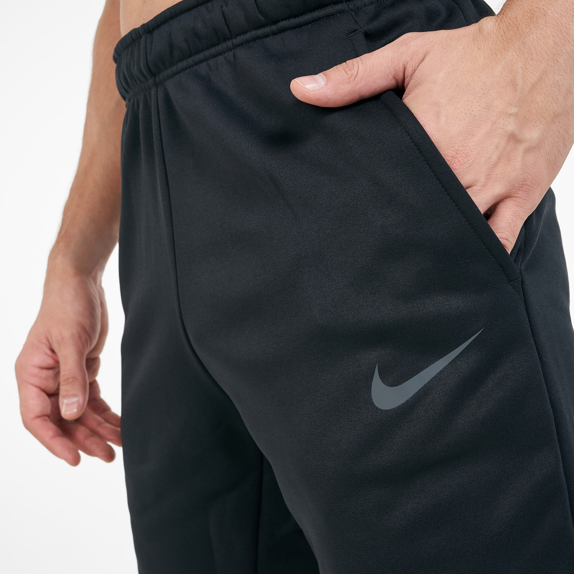 Nike therma tapered pants clearance