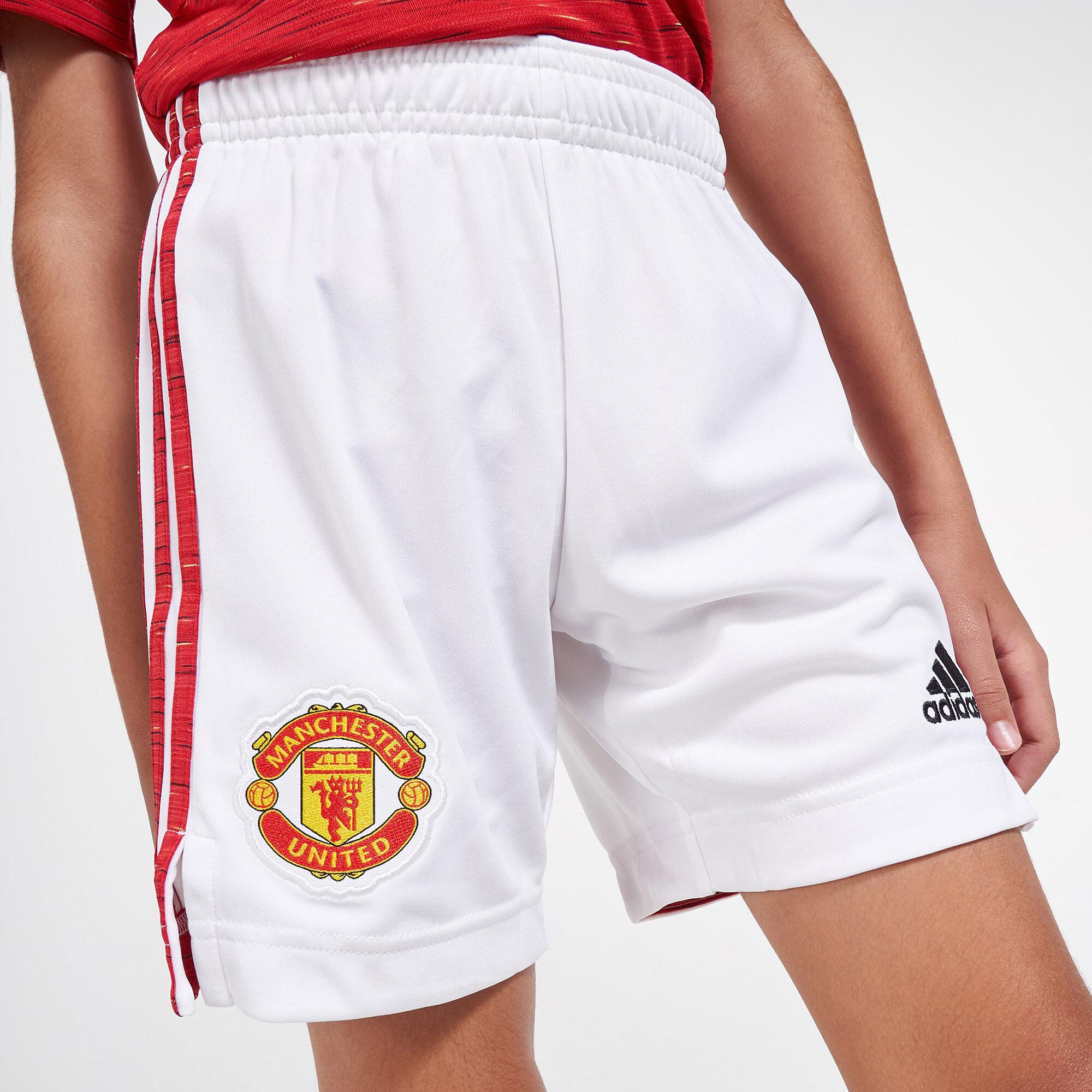 Manchester united kids hotsell shorts