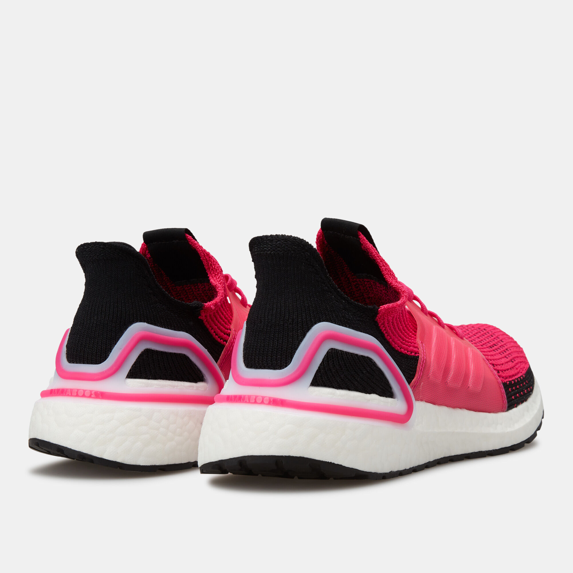 Ultraboost 19 pink black top