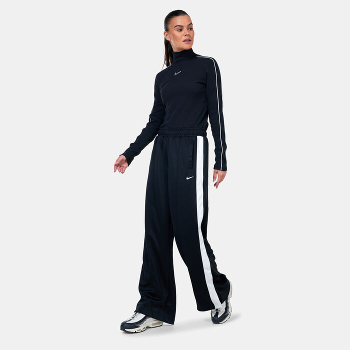 Nike Women's Sportswear 1/2-Zip Top Black Nike Women's Sportswear 1/2-Zip Top Black image number 2