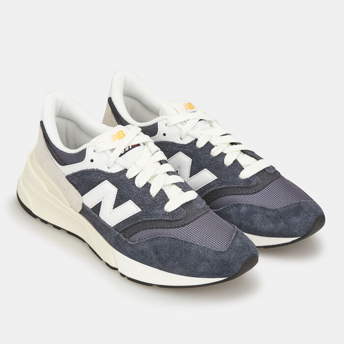 New Balance Men's 997R Shoes Black image number 1