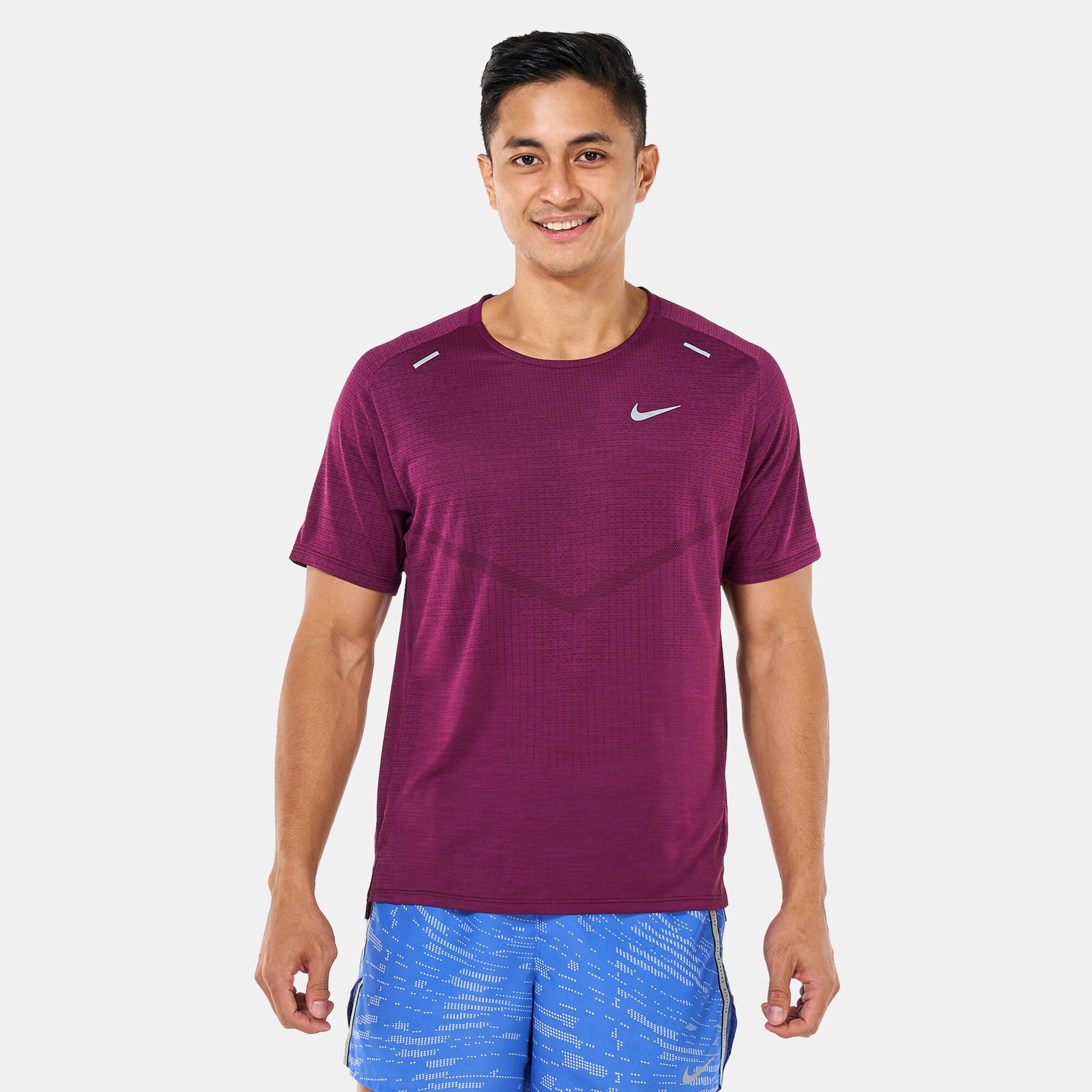 Buy Nike Men s Dri FIT ADV Techknit Ultra T Shirt Red in KSA SSS