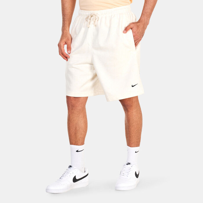 Nike Men's Dri-FIT Standard Issue Basketball Shorts Ivory Nike Men's Dri-FIT Standard Issue Basketball Shorts Ivory image number 0