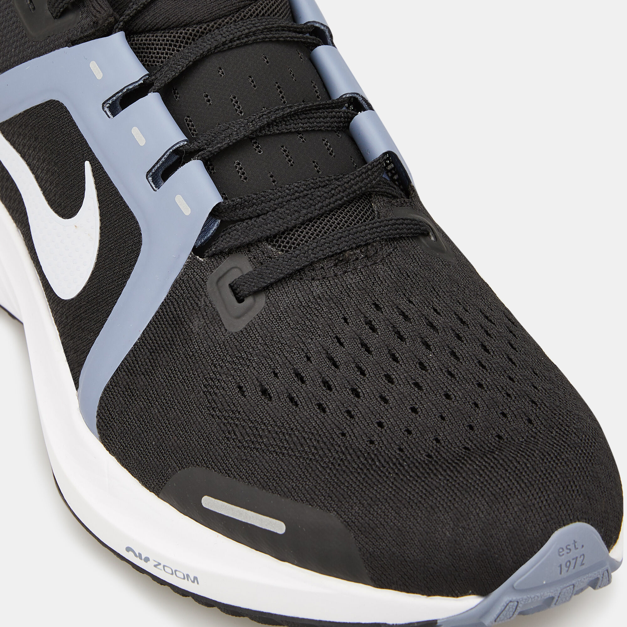 Buy Nike Men s Vomero 16 Road Running Shoes Black in KSA SSS