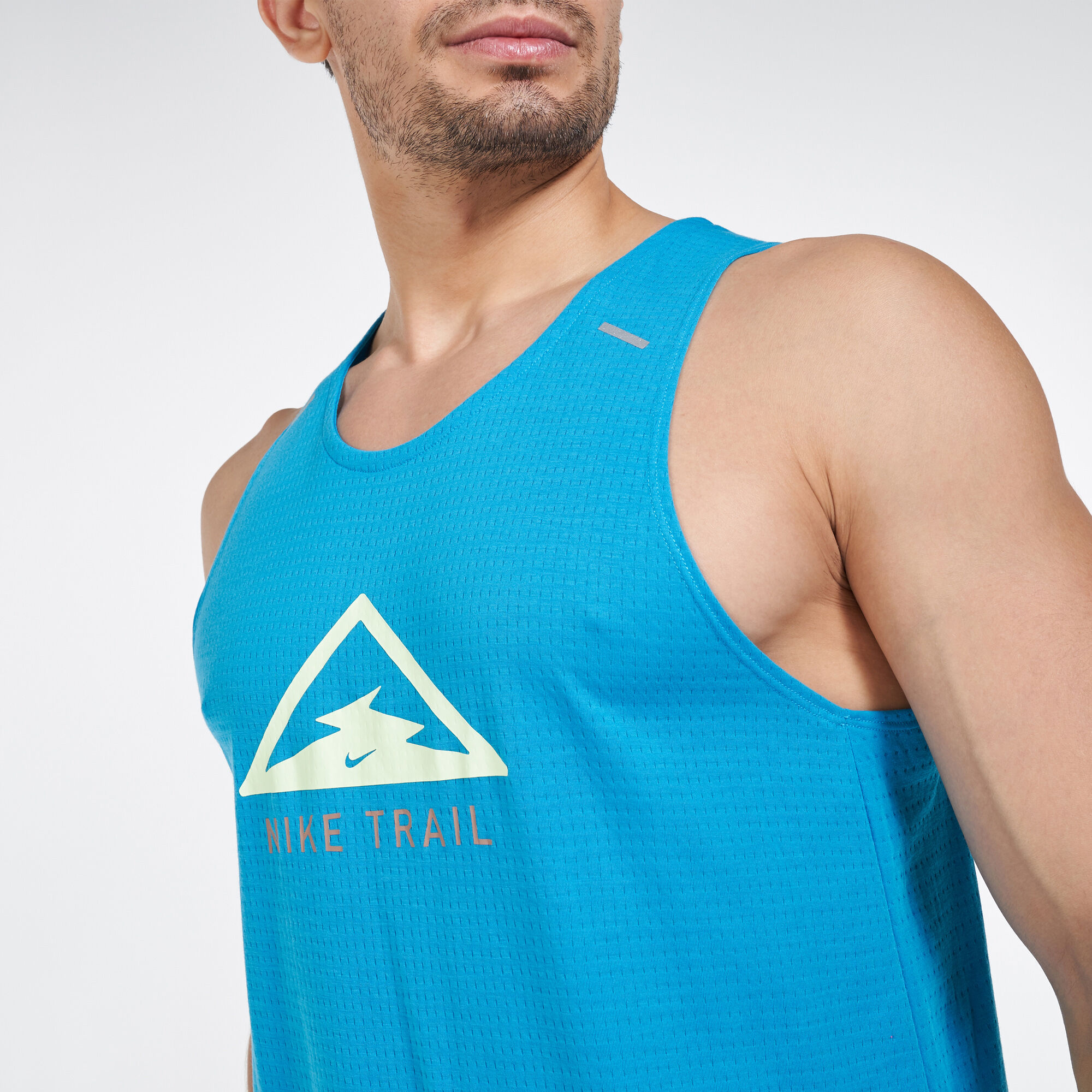 Nike sales trail tank
