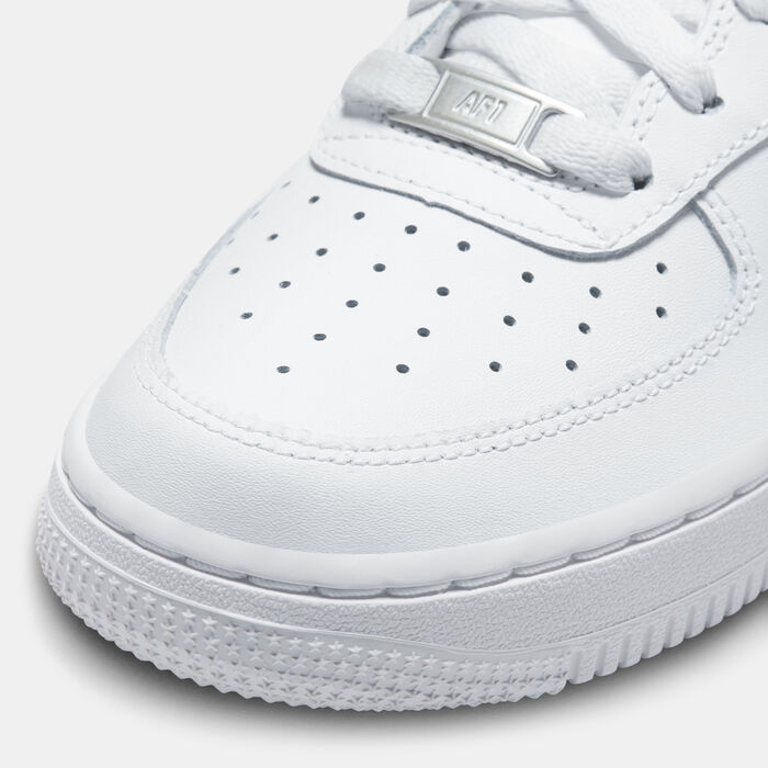 Nike Kids' Air Force 1 LE Shoes White image number 4