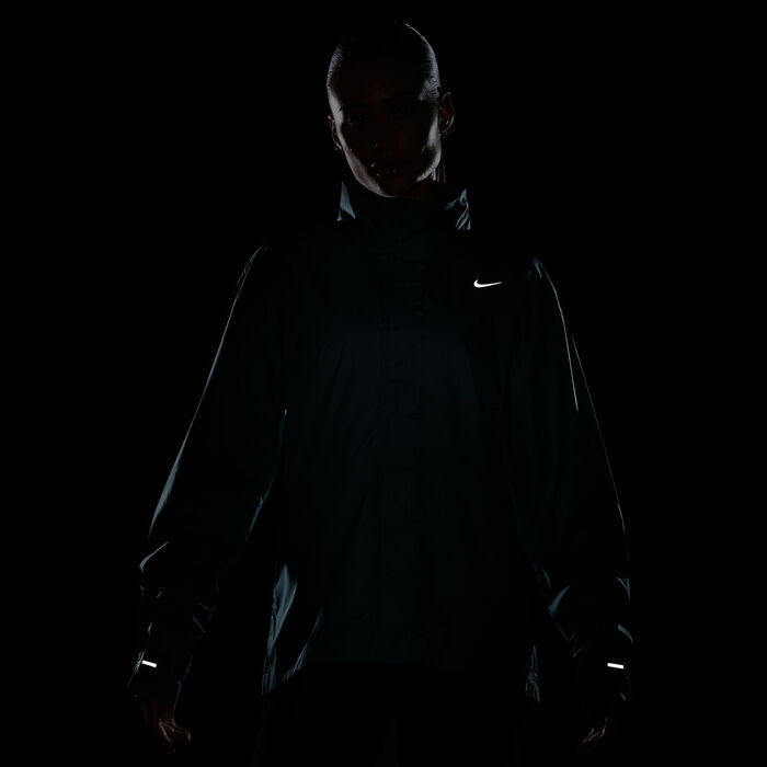 Nike Women's Fast Repel Running Jacket Green image number 3